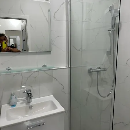 Sunny House Three Rum i privatbostad *